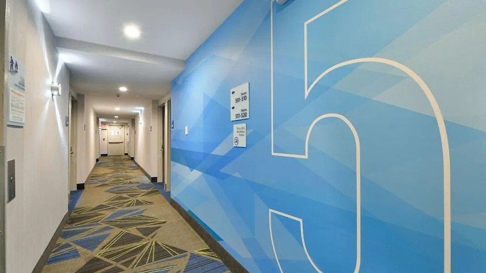 ***  Holiday Inn Express Staten Island West, An Ihg Hotel New York ABD