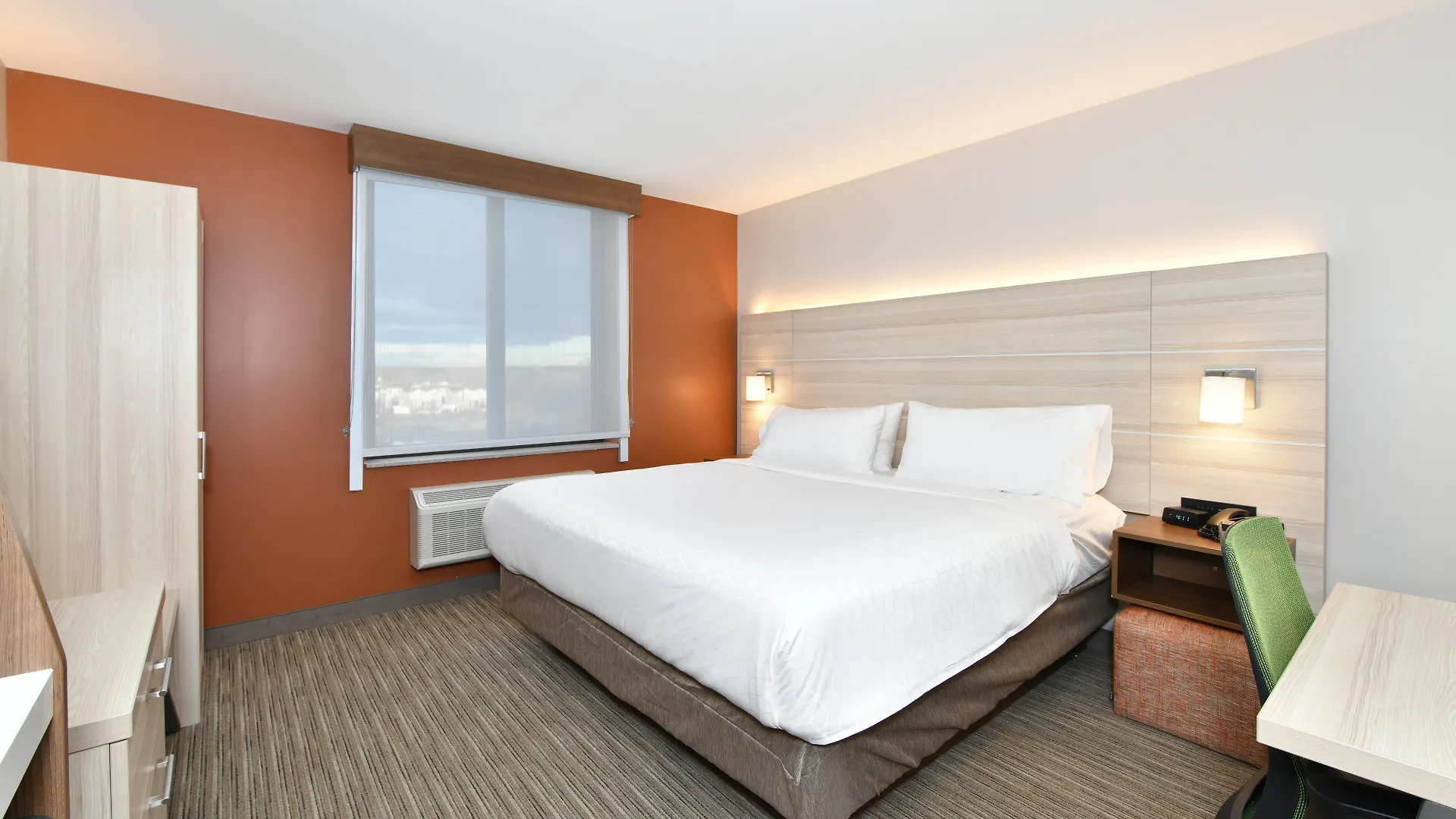 Holiday Inn Express Staten Island West, An Ihg Hotel New York 3*,