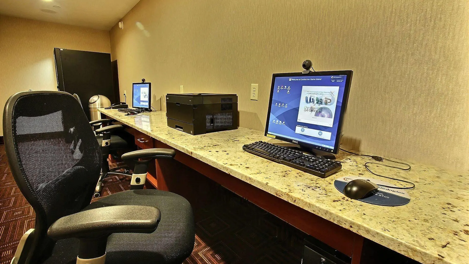 Holiday Inn Express Staten Island West, An Ihg Hotel New York